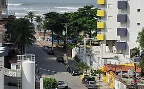 Apartamento novo vista do mar 64m2 2 dorms Wi-fi estacionamento grátis Praia Grande Mirim